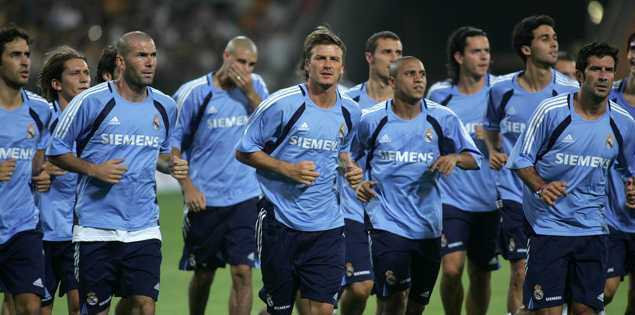 维尼修斯：友谊赛能帮巴西积累经验；我们都很喜欢和安帅共事