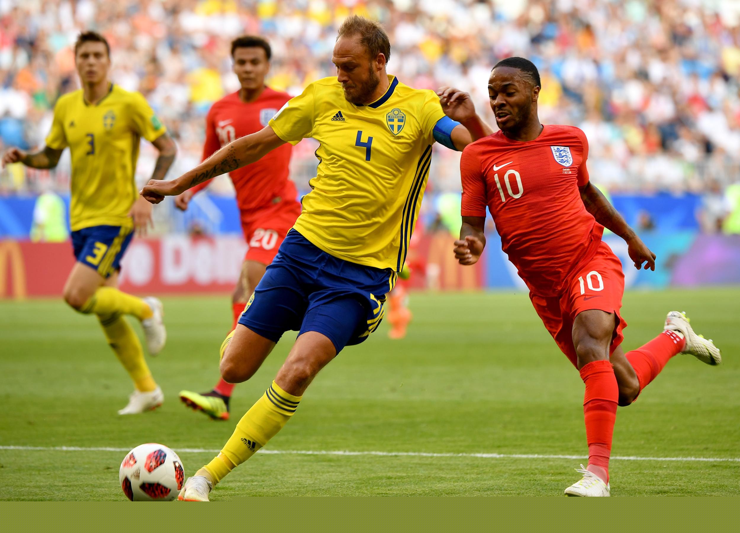 德拉富恩特：我和斯卡洛尼聊了聊，如果有队失误我们就可能碰面