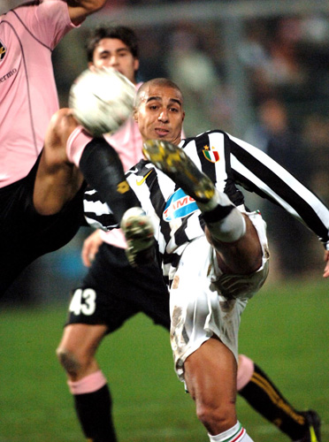 三分11中10生涯新高！穆雷25中19得到52分6板4助