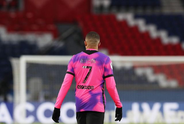 巴特：曾建议曼联签下克罗斯和博格巴，但是高层只选择了后者