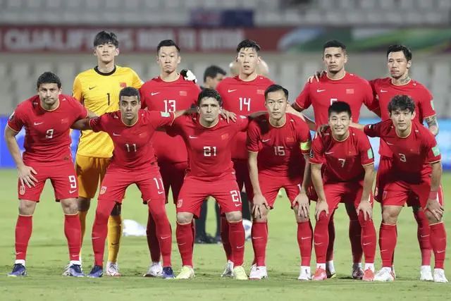 英雄联盟LPL：EDG遇队史最差成绩，首次无缘季后赛