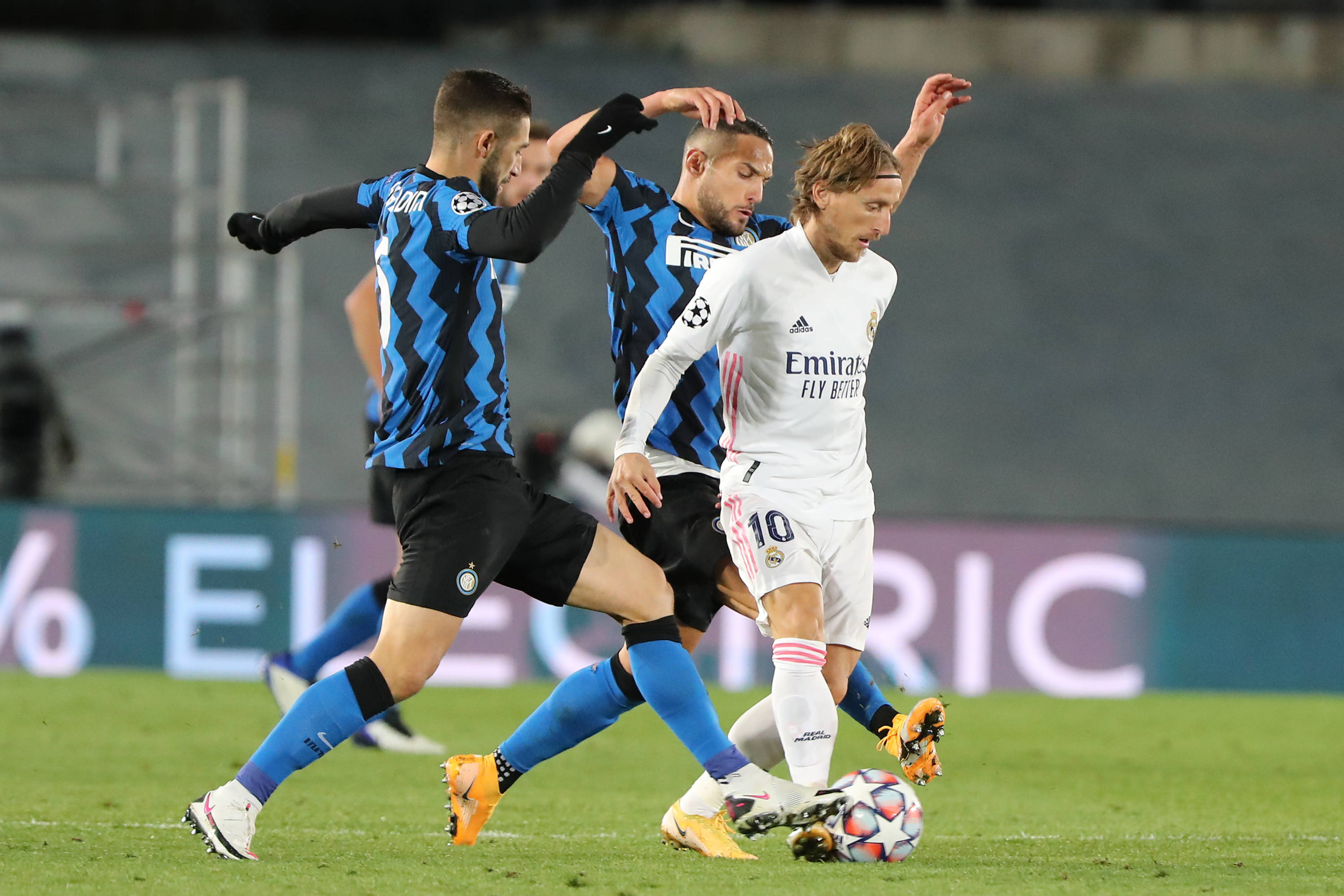 提升明显！费兰本赛季西甲已打入11球，超越个人上赛季10球