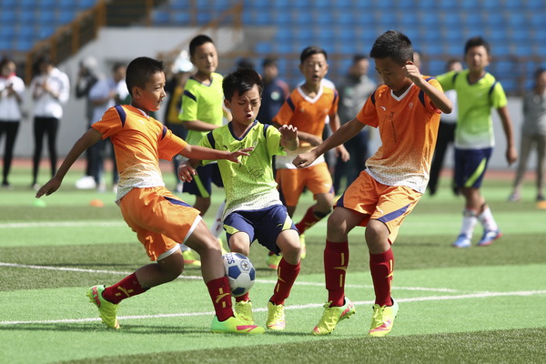 努诺：下半场我们掌控了比赛，甚至有机会从曼联主场带走三分