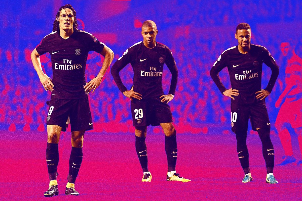 每体：巴萨有意左后卫索萨，想用桑托斯欠的290万欧锁定交易