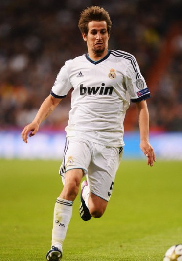 记者：梅西不希望拉波尔塔利用自己，因此回诺坎普没通知巴萨