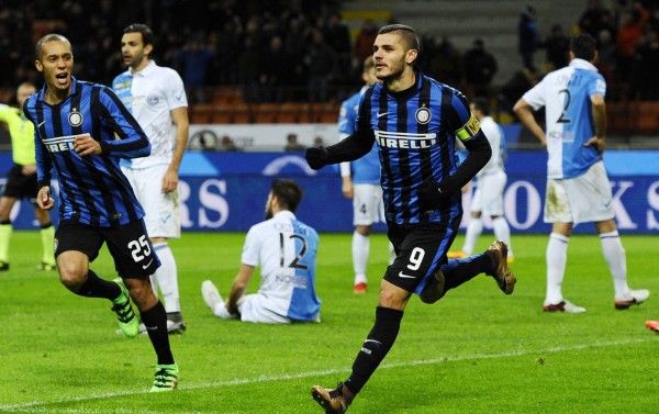 值得敬佩，凯拉特十名球迷远征近5000公里，在丹麦为球队助威